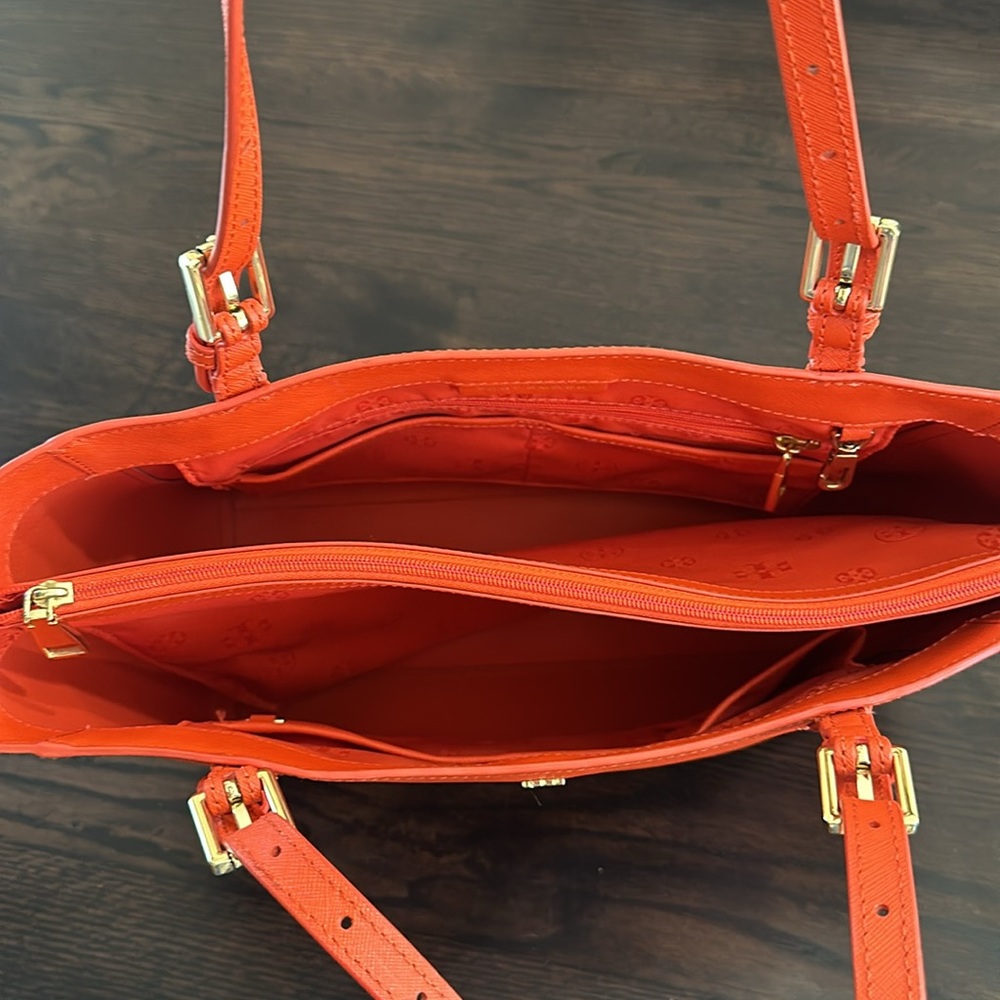 Tory Burch York tote - Picture 3 of 16
